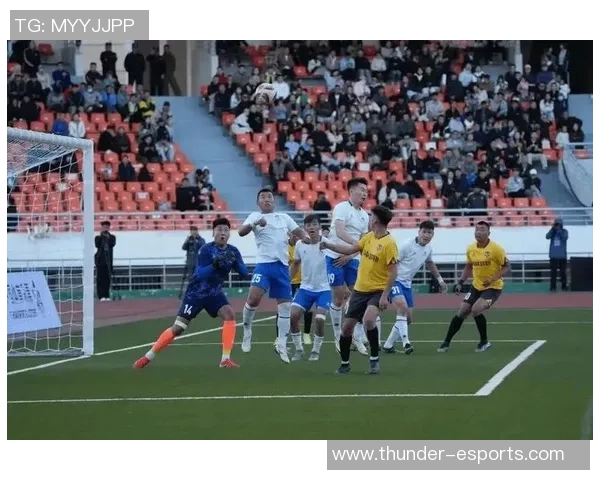 《球星集结挑战赛 足球巅峰对决展开极限竞技》